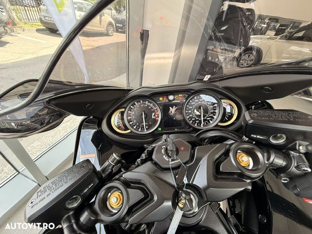 Suzuki GSX 1300R Hayabusa - 5