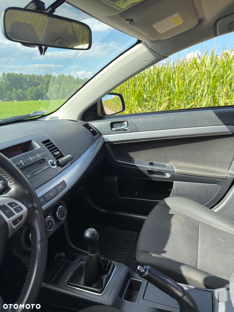 Mitsubishi Lancer 1.6 Inform - 15