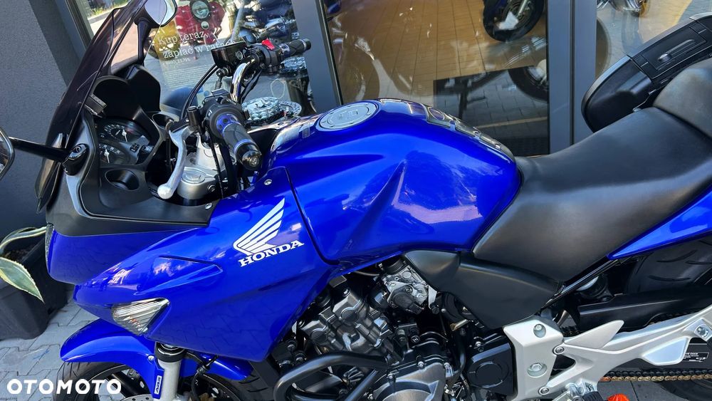 Honda CBF - 24
