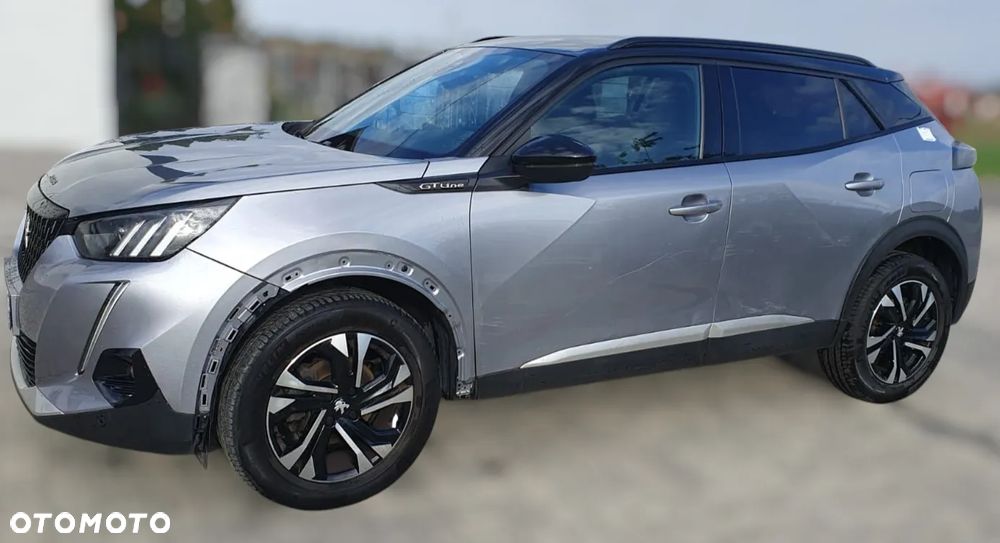 Peugeot 2008 PureTech 130 EAT8 GT - 8