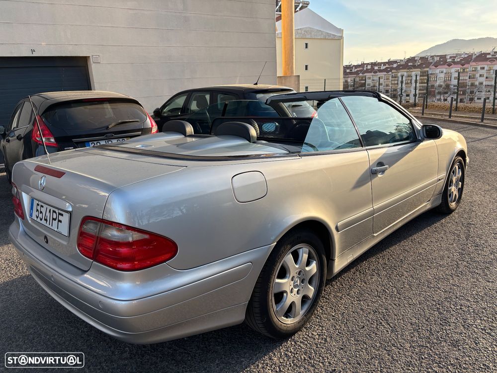 Mercedes-Benz CLK 230 - 4