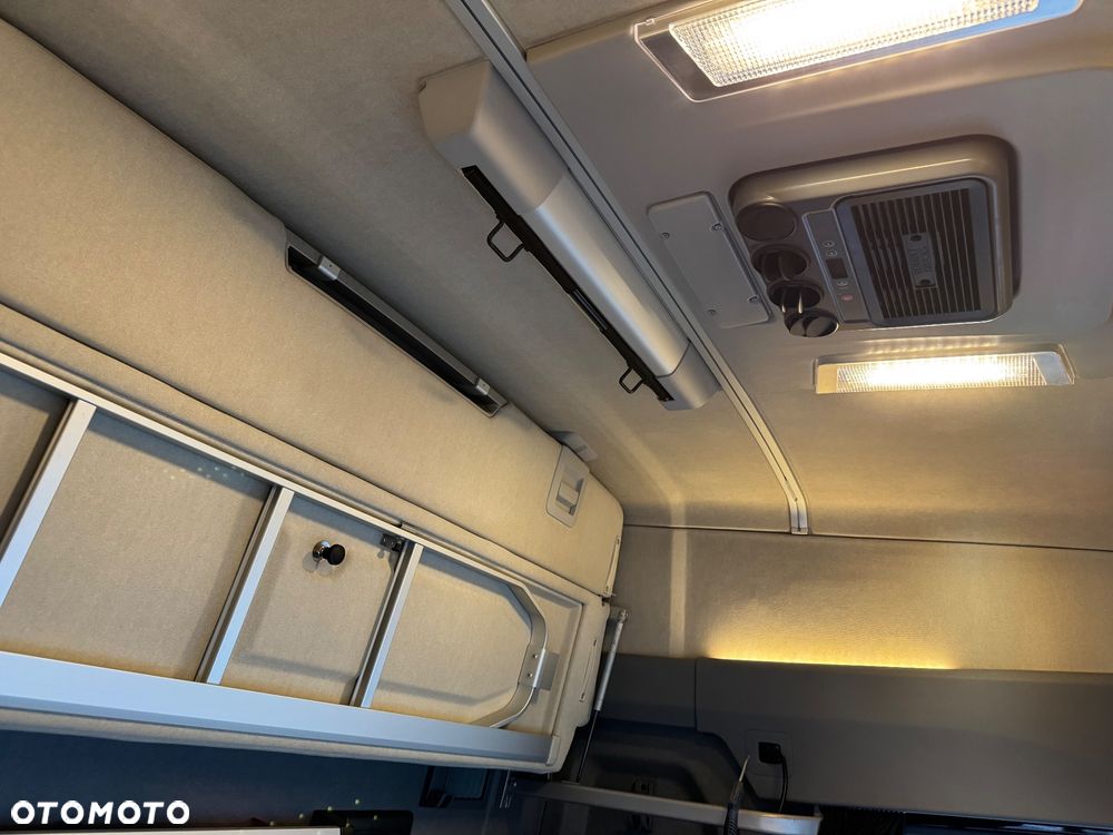 Renault T480 HIGH BICOOL 2 ZBIORNIKI OPONY 80% - 24