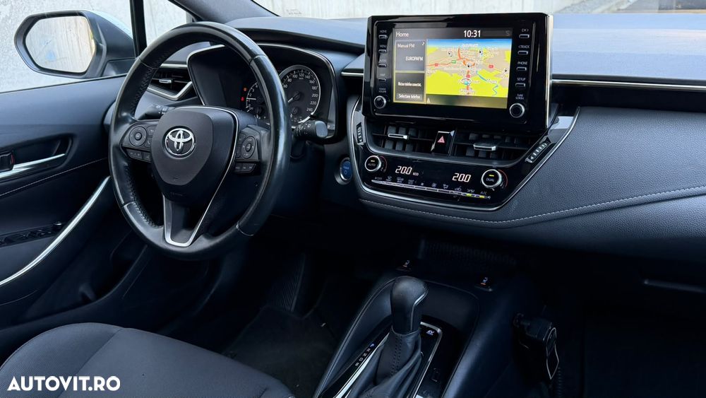 Toyota Corolla 1.8 HSD Business - 10