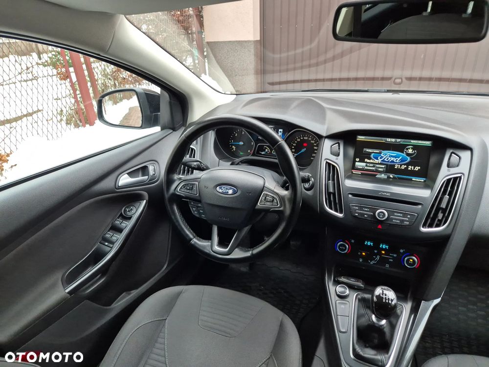 Ford Focus 2.0 TDCi Titanium ASS - 27