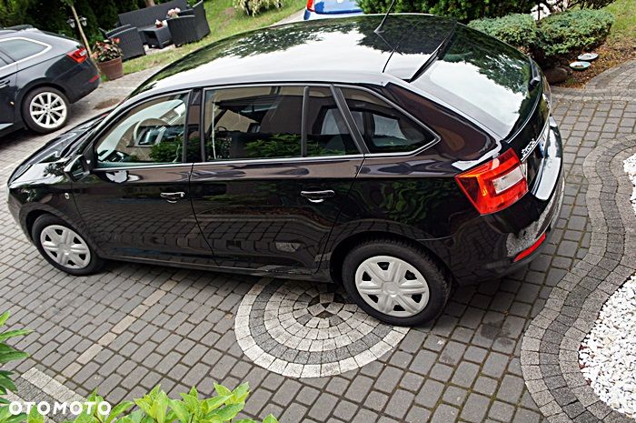Skoda RAPID 1.6 TDI DSG Ambition - 27