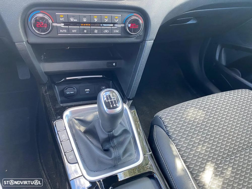 Kia Ceed SW - 22
