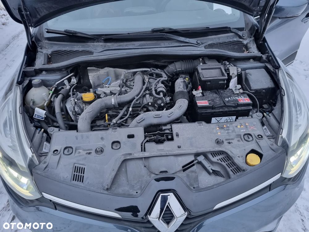 Renault Clio ENERGY TCe 120 EDC LIMITED 2018 - 35