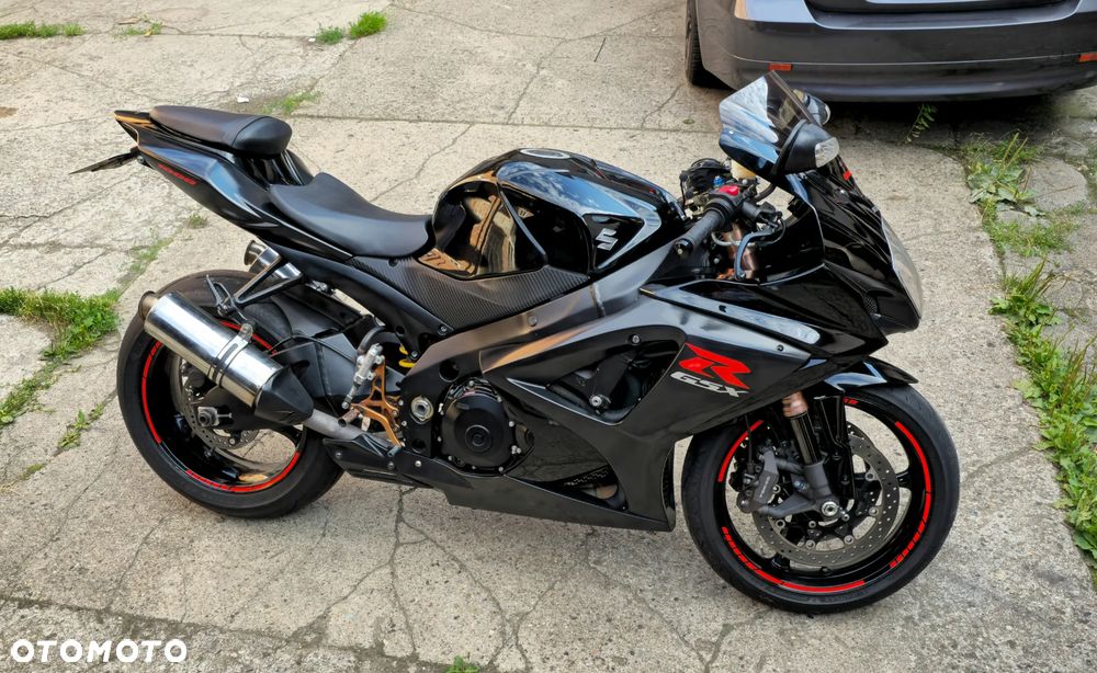 Suzuki GSX-R - 1