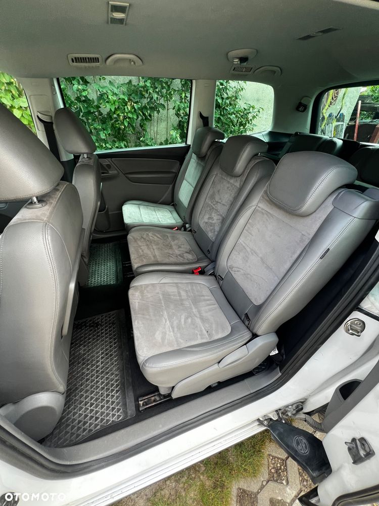 Volkswagen Sharan 2.0 TDI Highline - 13