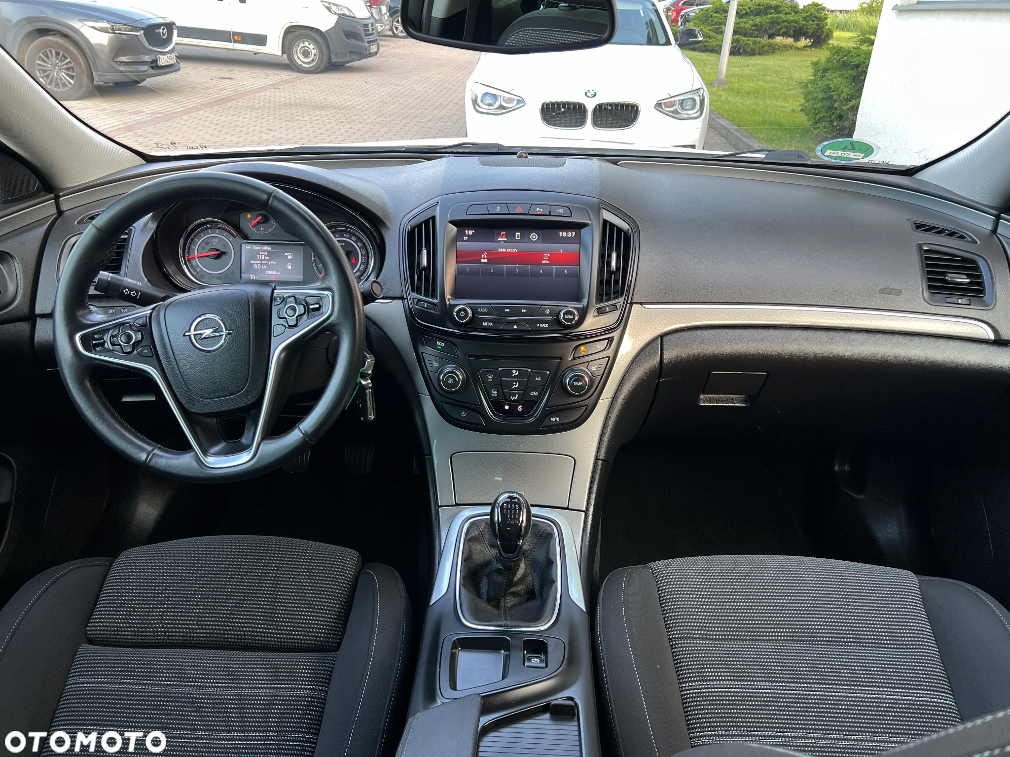 Opel Insignia 1.4 T Cosmo S&S - 27