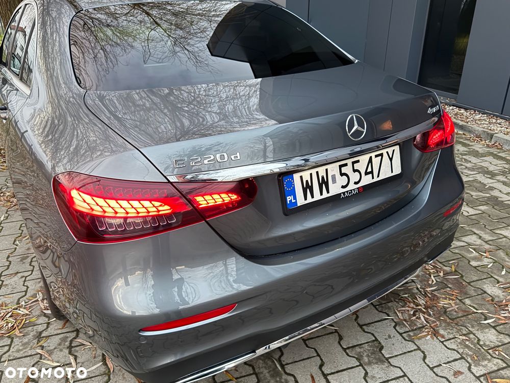Mercedes-Benz Klasa E 220 d 4Matic 9G-TRONIC AMG Line - 13
