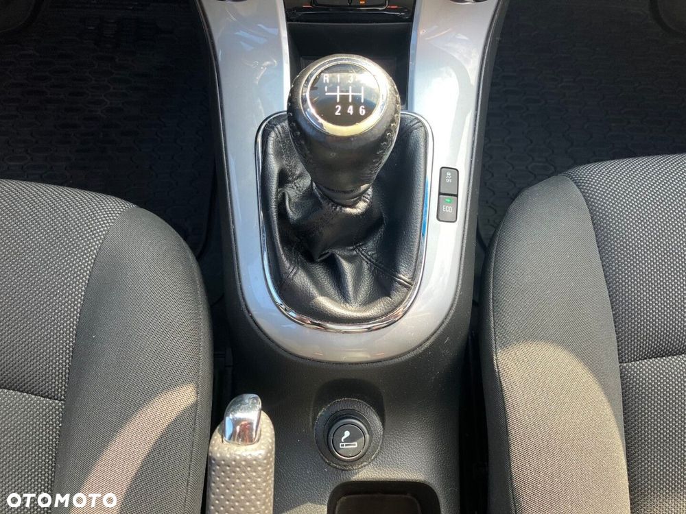 Chevrolet Cruze 1.4 T LT - 17