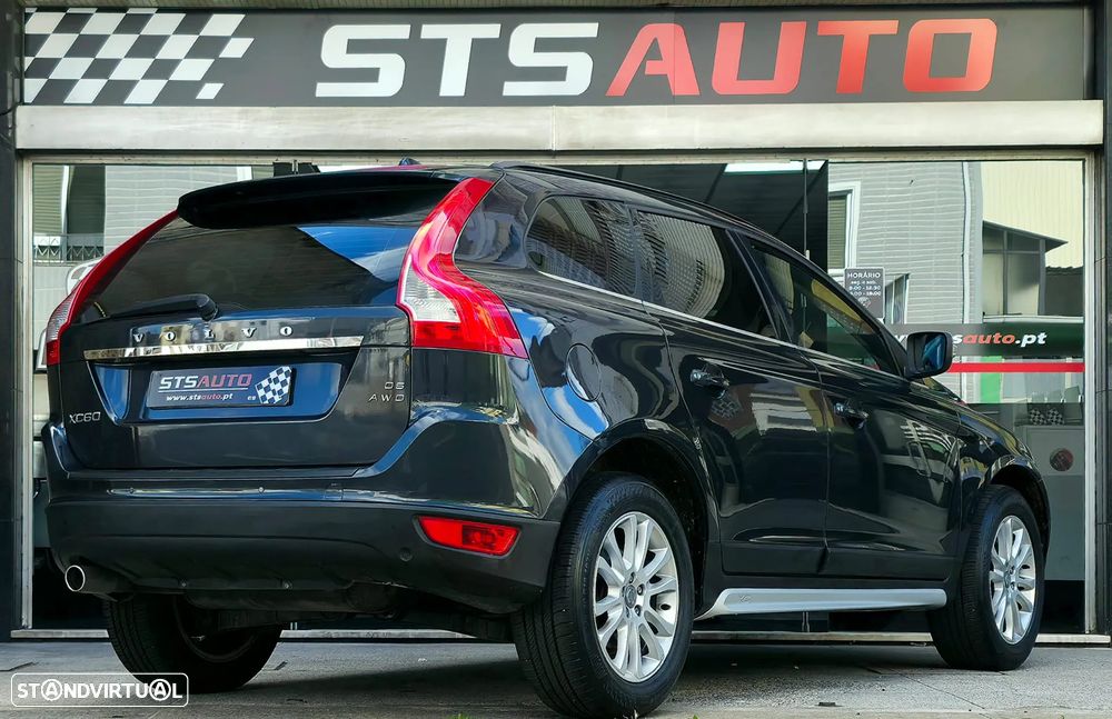 Volvo XC 60 D5 Momentum Geartronic - 56