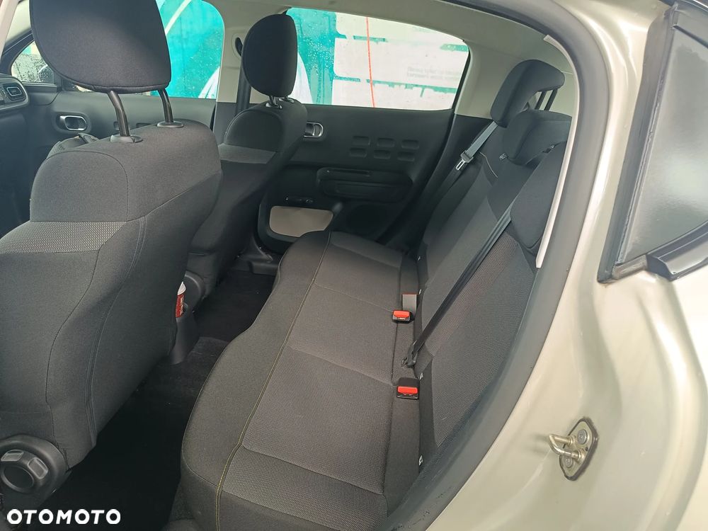 Citroën C3 1.2 PureTech Shine - 23