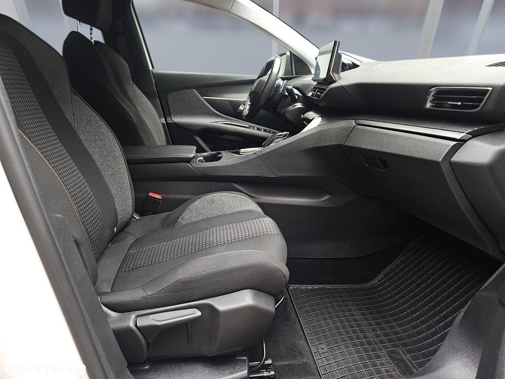 Peugeot 3008 1.5 BlueHDi Active Pack S&S EAT8 - 10