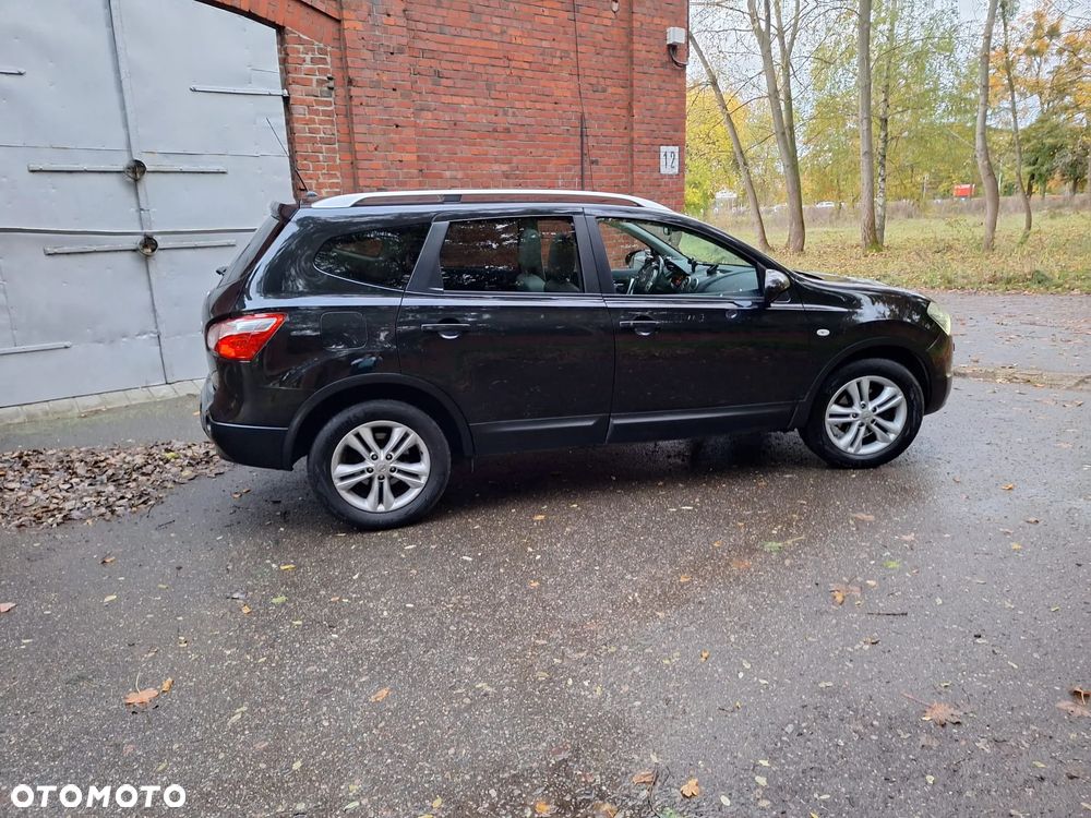 Nissan Qashqai+2 - 4