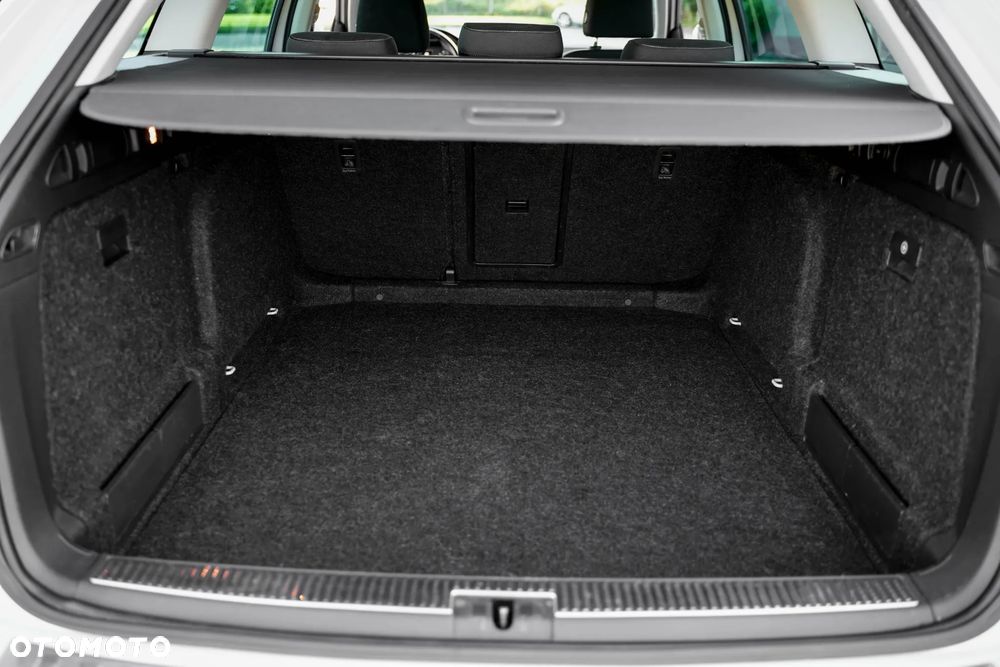 Skoda Superb 2.0 TDI Ambition DSG - 17