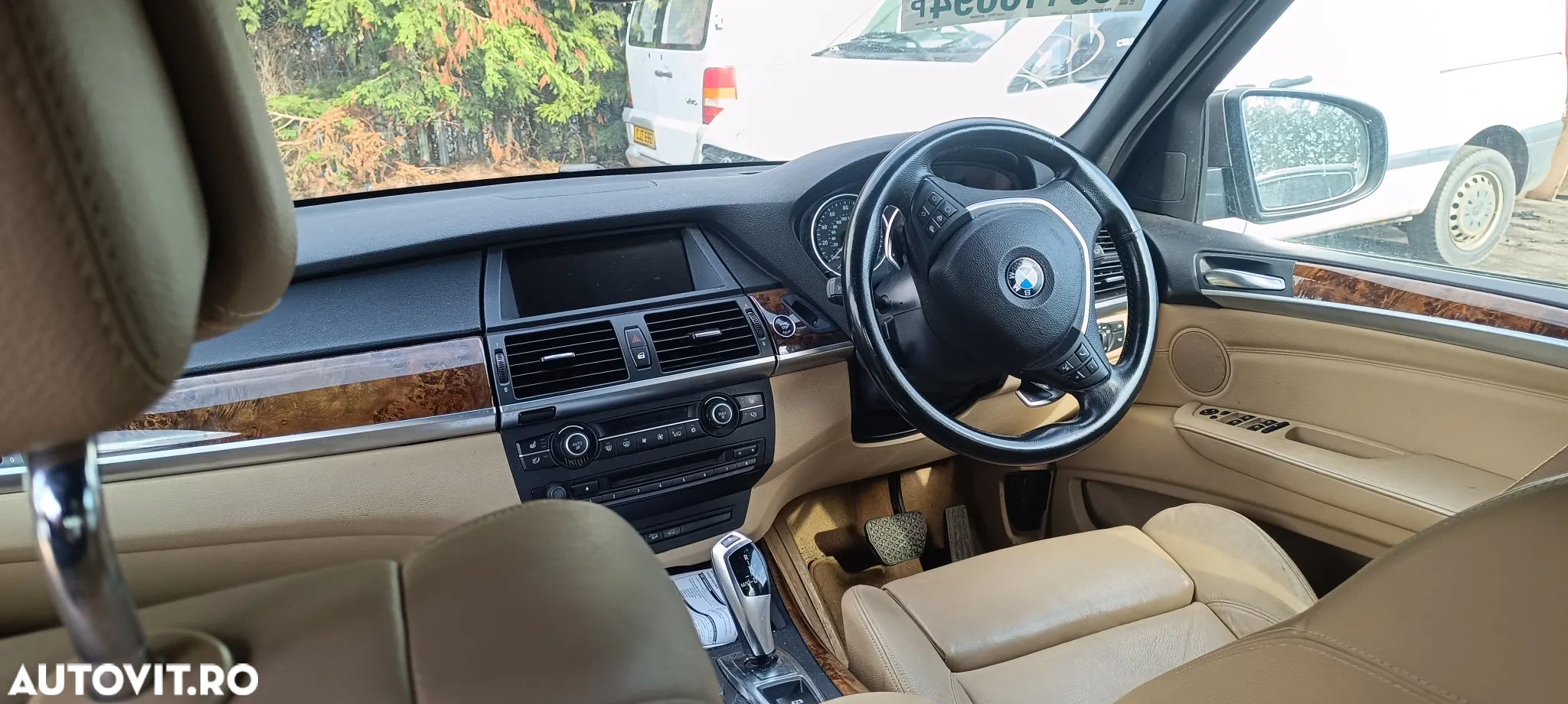 Dezmembrari / Dezmembrez BMW X5(E70) N57D30O0 cutie viteze GA8HP70X culoare SPARKLING BRONZE METALLIC (B06) - 9