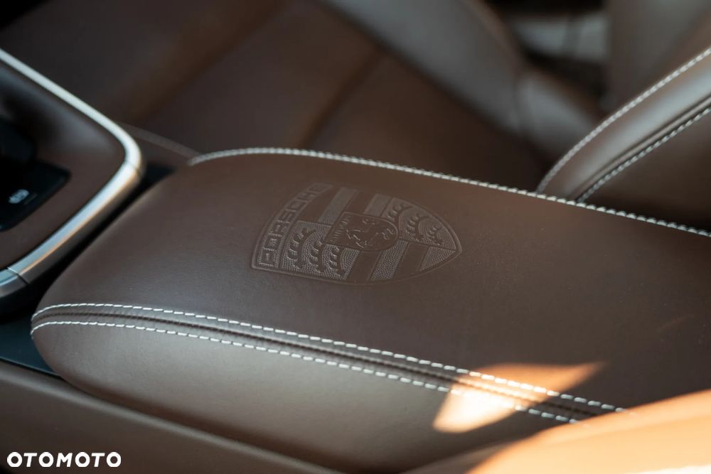 Porsche 911 Turbo S - 29