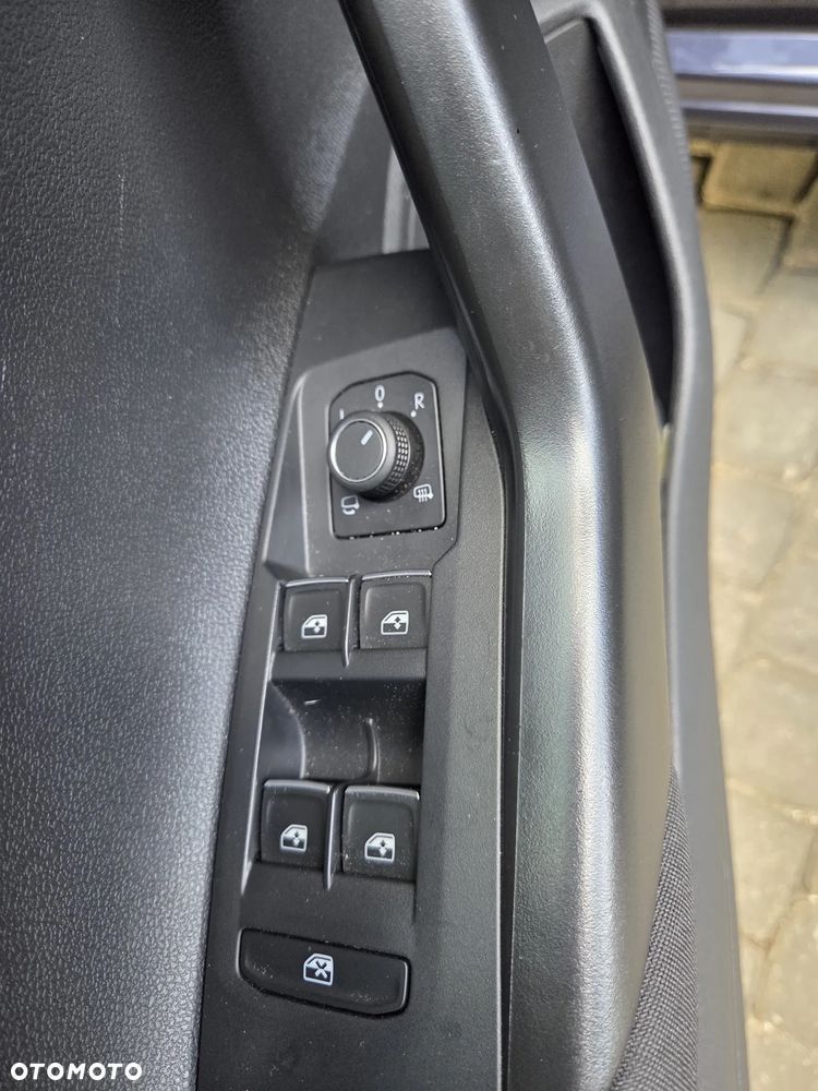 Volkswagen Polo 1.0 TSI Style DSG - 9