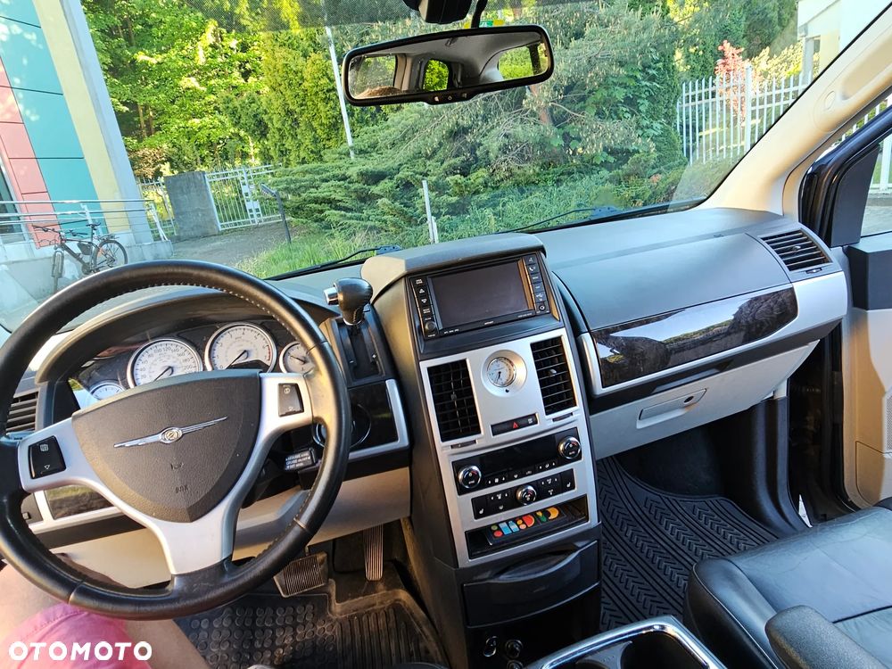 Chrysler Grand Voyager - 7