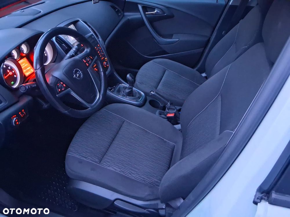 Opel Astra 1.6 Business EU6 - 25