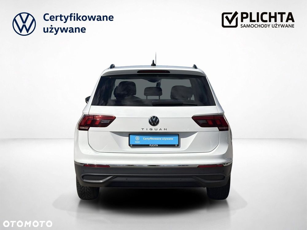 Volkswagen Tiguan - 4