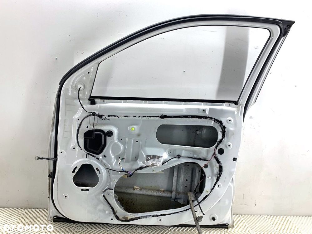 DRZWI PRAWY PRZÓD  MITSUBISHI ASX (GA_W_) 2009 - 2022 1.6 MIVEC 86 kW [117 KM] benzyna 2010 - 2022 - 8