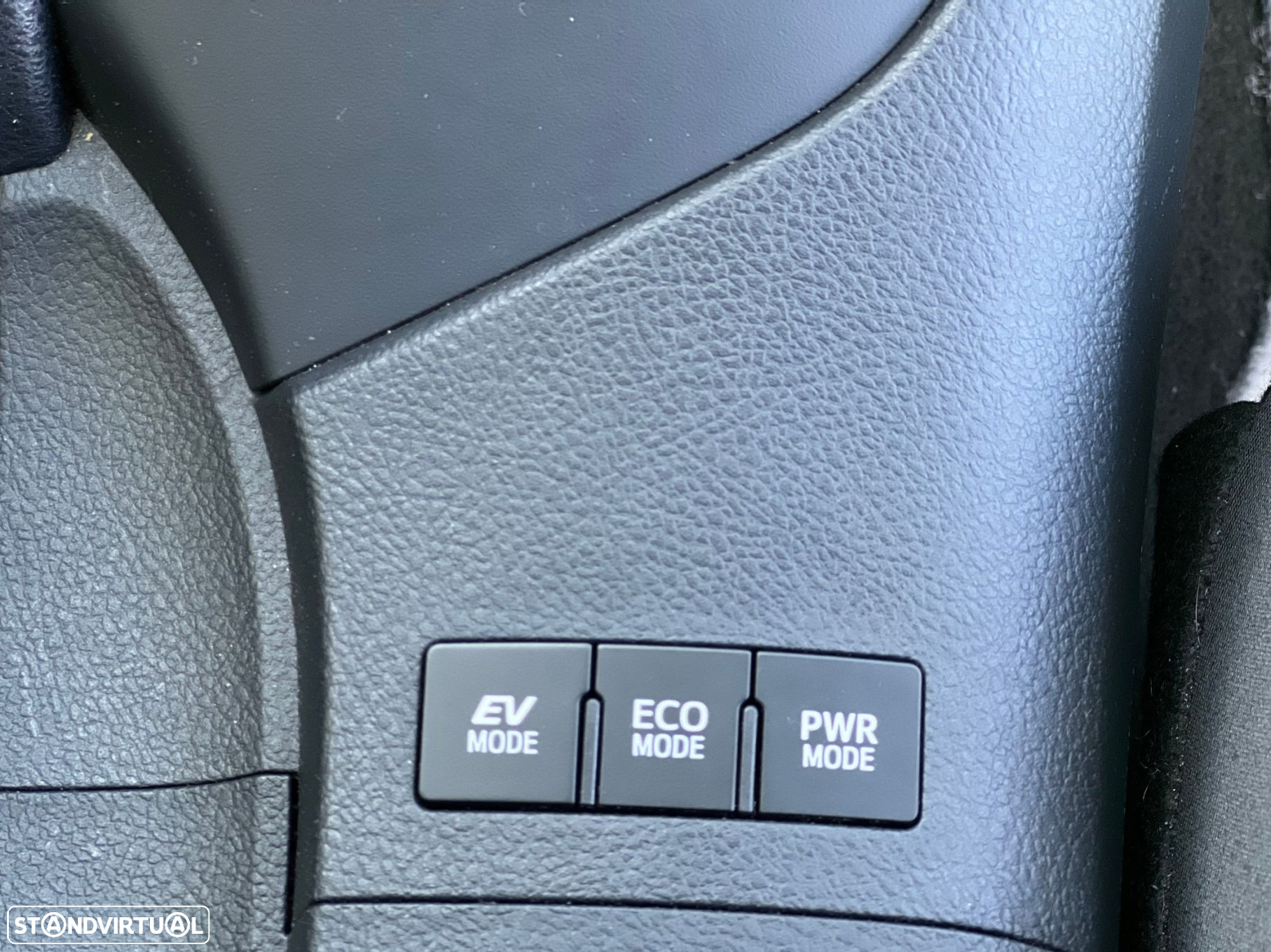Toyota Auris 1.8 HSD Exclusive+Navi - 16