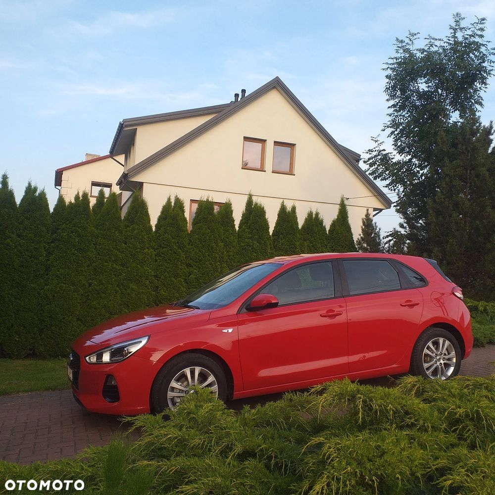 Hyundai i30 blue 1.4 Classic - 4
