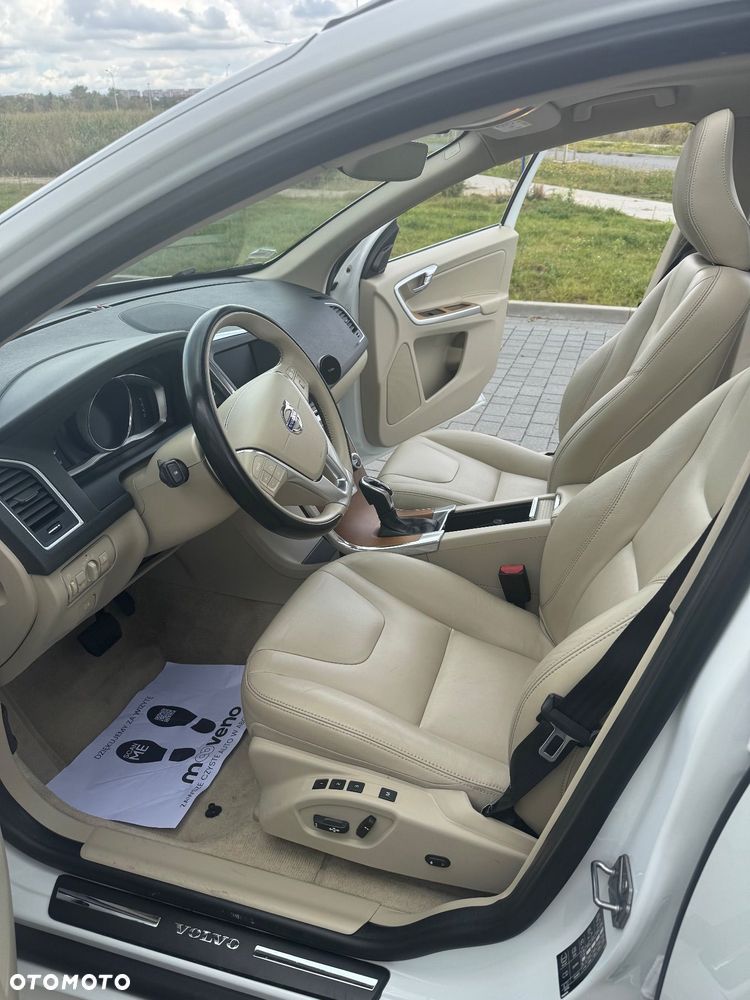 Volvo XC 60 D4 AWD Summum - 14