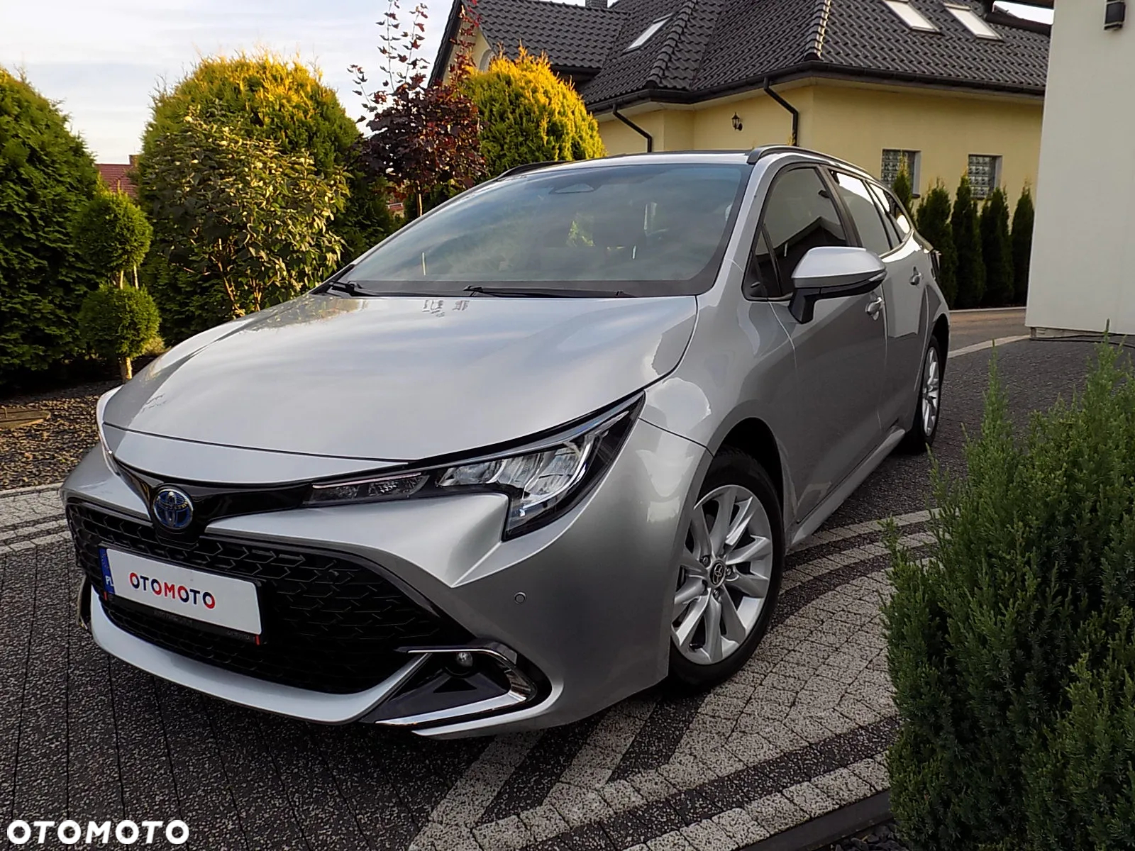 Toyota Corolla - 2