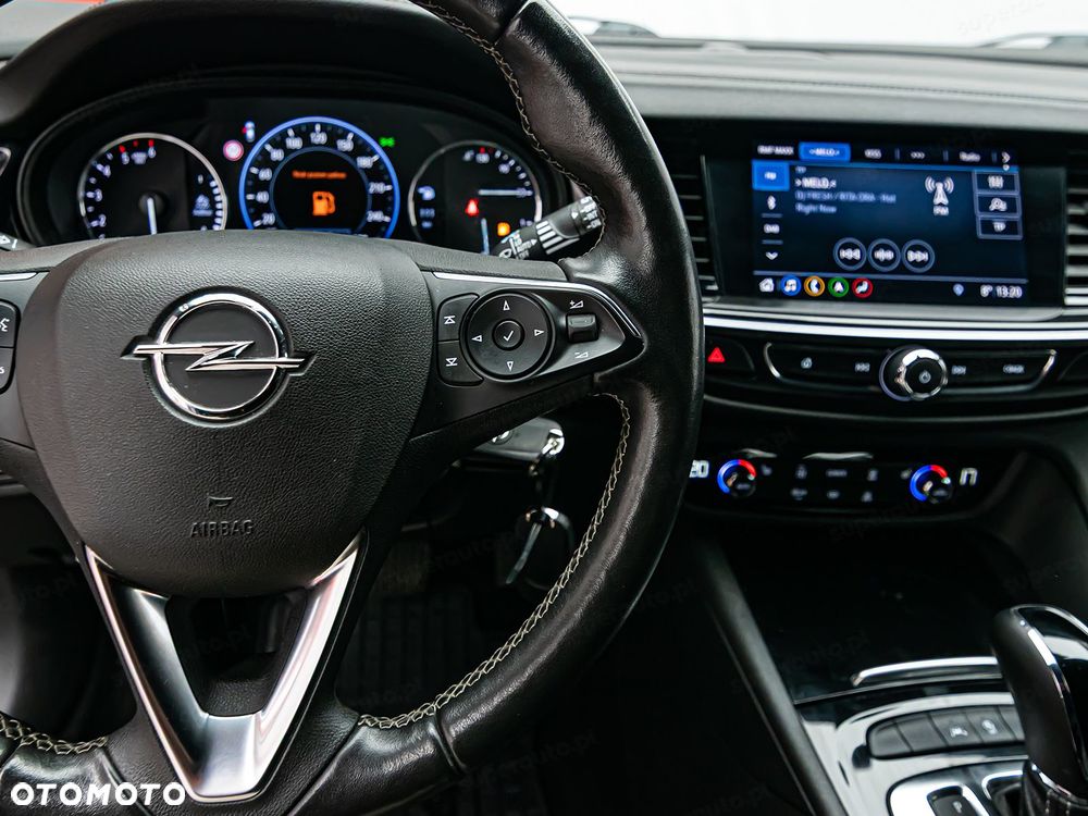 Opel Insignia 2022