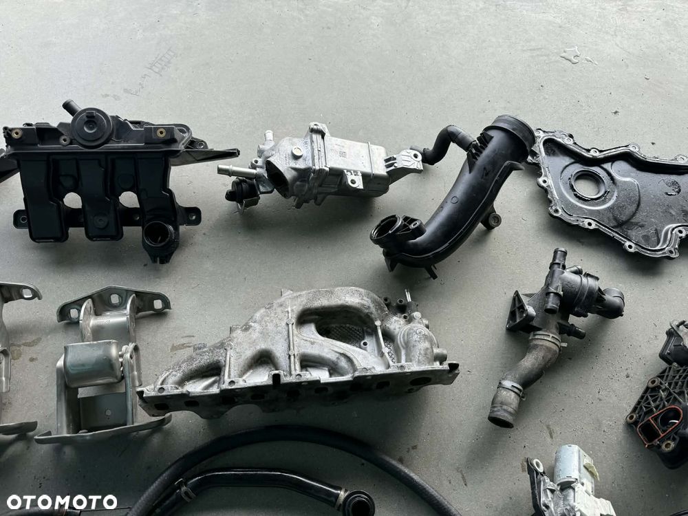 Części Silnik Vivaro Trafic 1,6 Biturbo Głowica Pompa Oleju Misa Chłodniczka EGR Rurki Dekle Łapy - 27