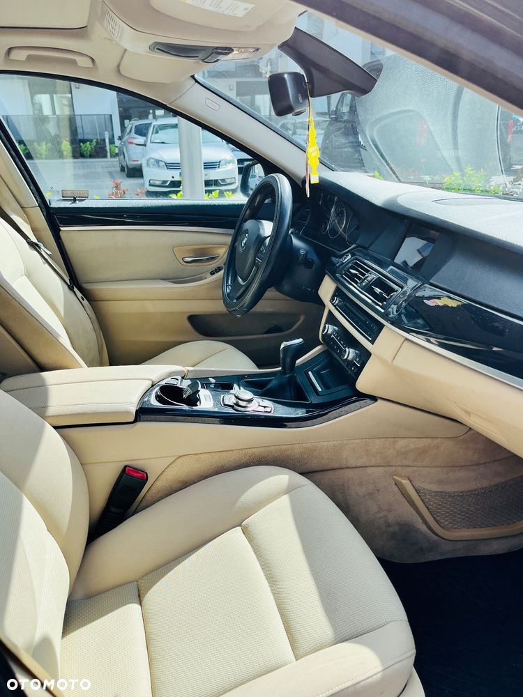 BMW Seria 5 520d - 9