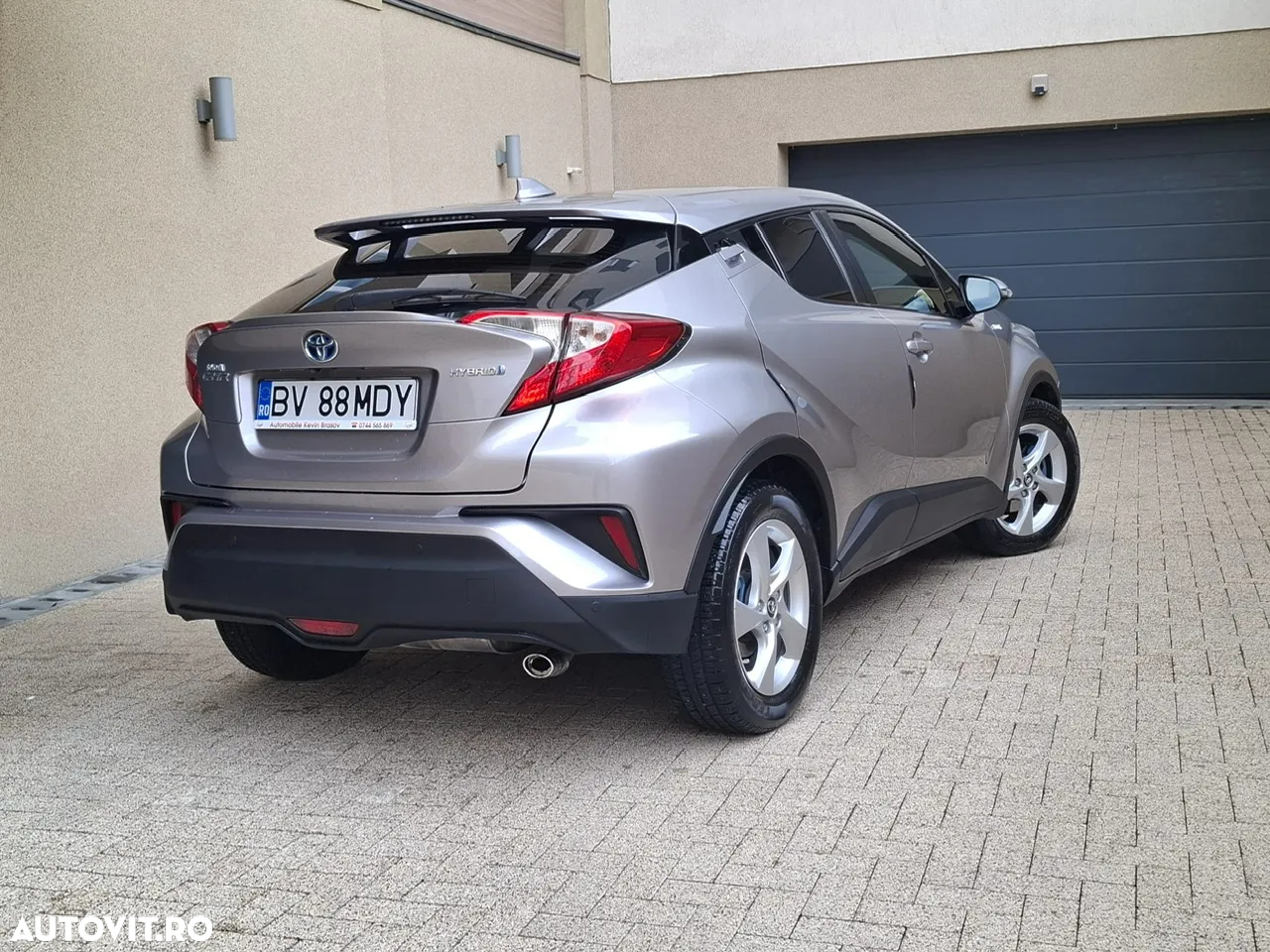 Toyota C-HR 1.8 HSD 4x2 CVT C-enter - 17