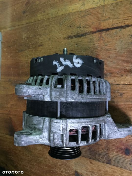 MERCEDES w 246 a176 alternator A 0009063322 - 1