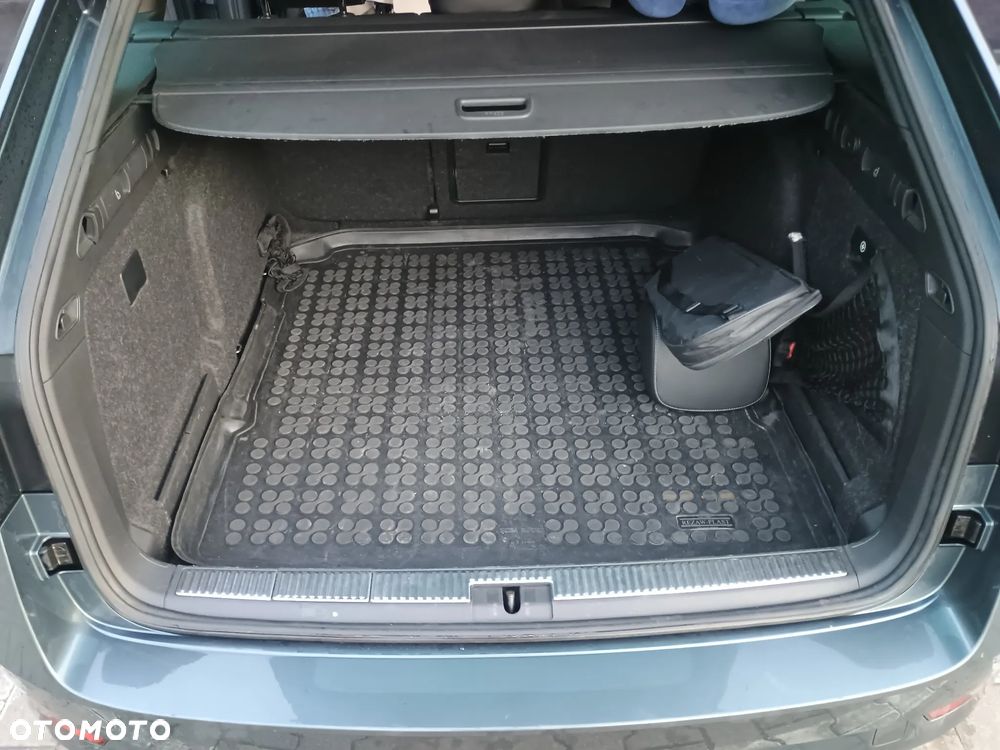 Skoda Superb 2.0 TSI Sportline DSG - 8