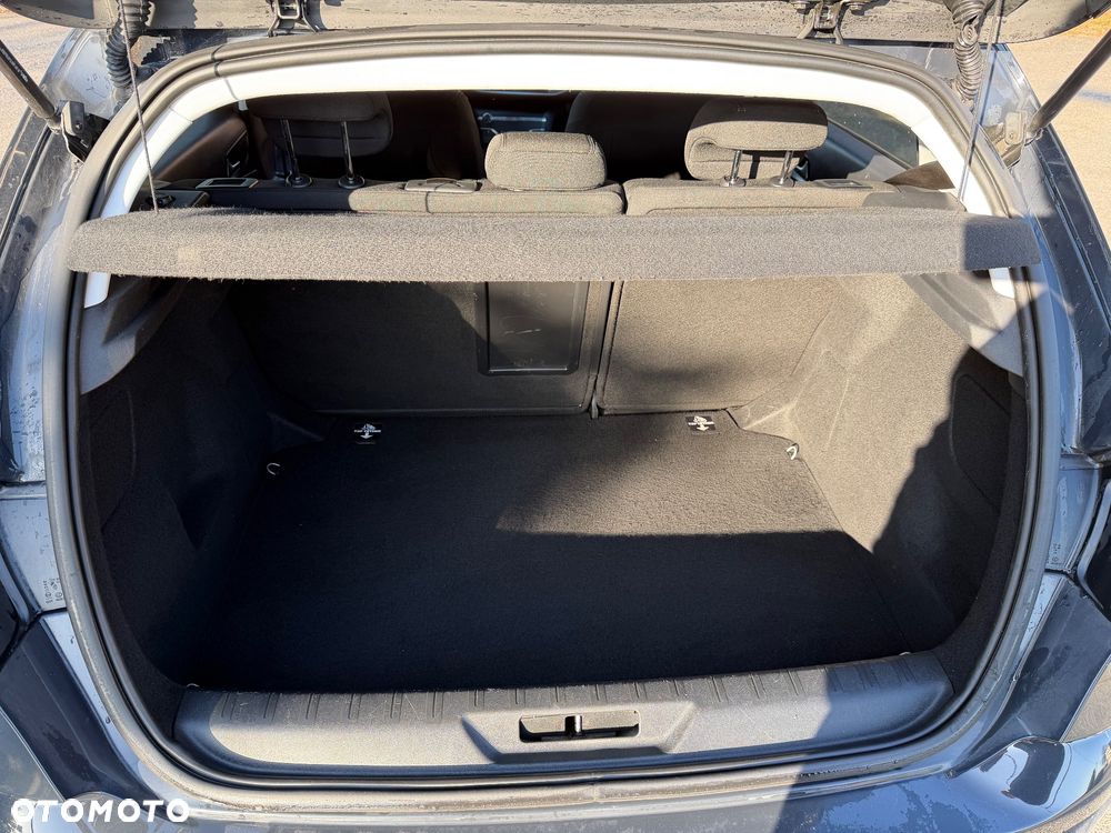 Peugeot 308 - 15