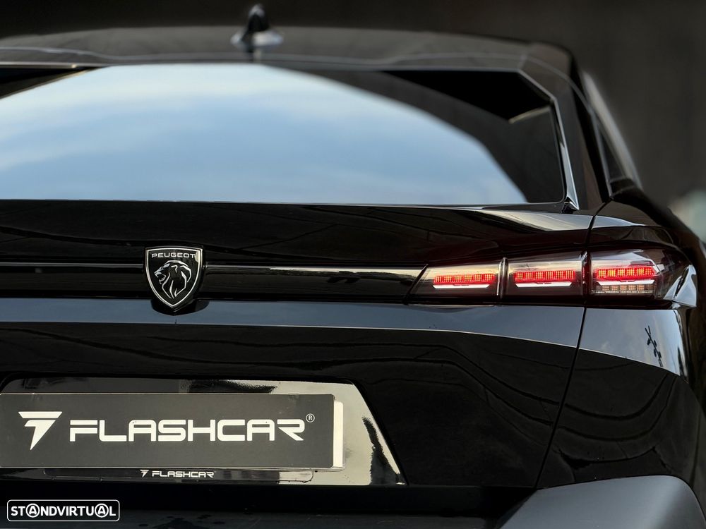 Peugeot 408 1.2 PureTech Allure Pack EAT8 - 15