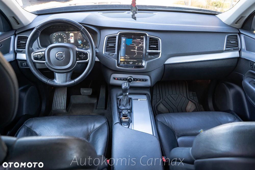 Volvo XC 90 T5 AWD Momentum - 18