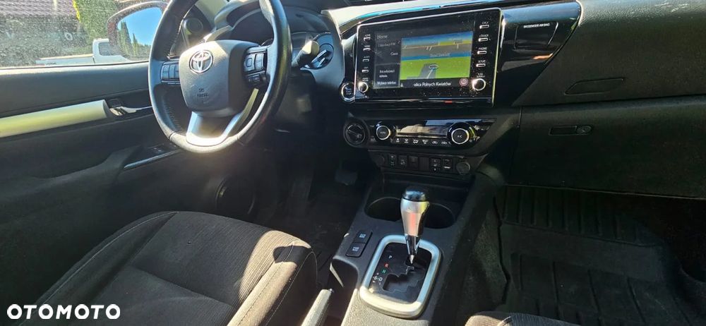 Toyota Hilux 2.8 D-4D Double Cab SR5+ 4x4 - 13