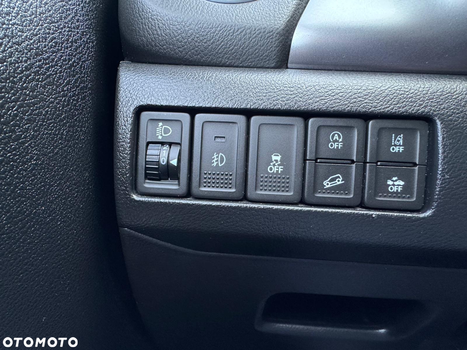 Suzuki Vitara 1.0 Boosterjet Premium 4WD - 18