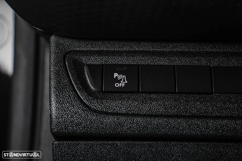 Peugeot 2008 1.6 BlueHDi Style - 35