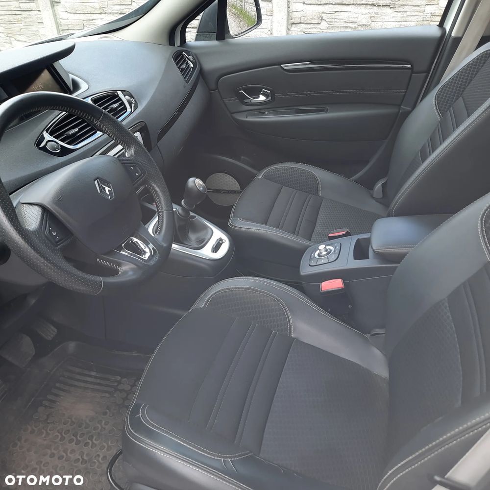 Renault Scenic ENERGY TCe 115 Bose Edition - 16