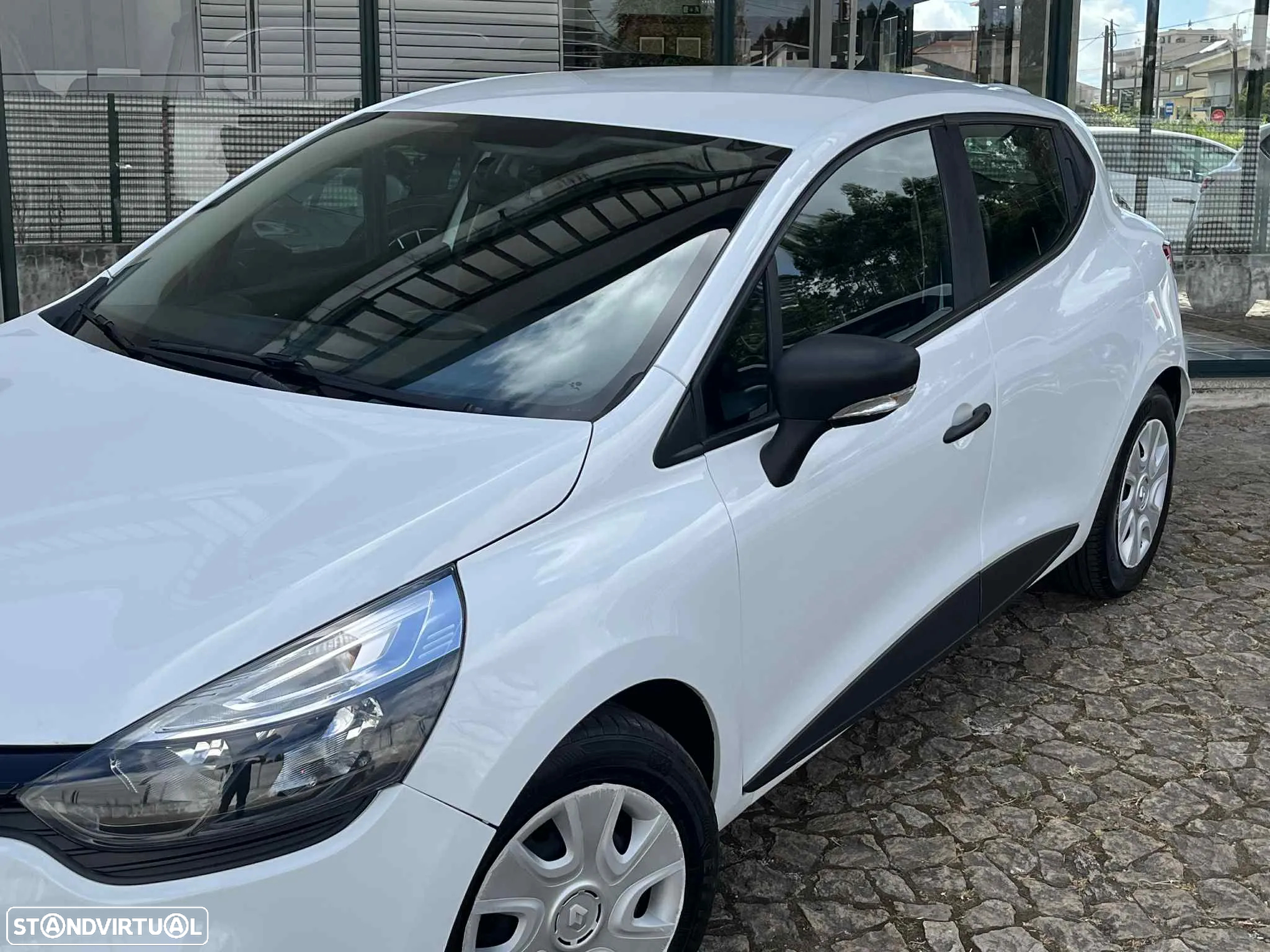Renault Clio IV Van 1.5 dCi 75cv - 3