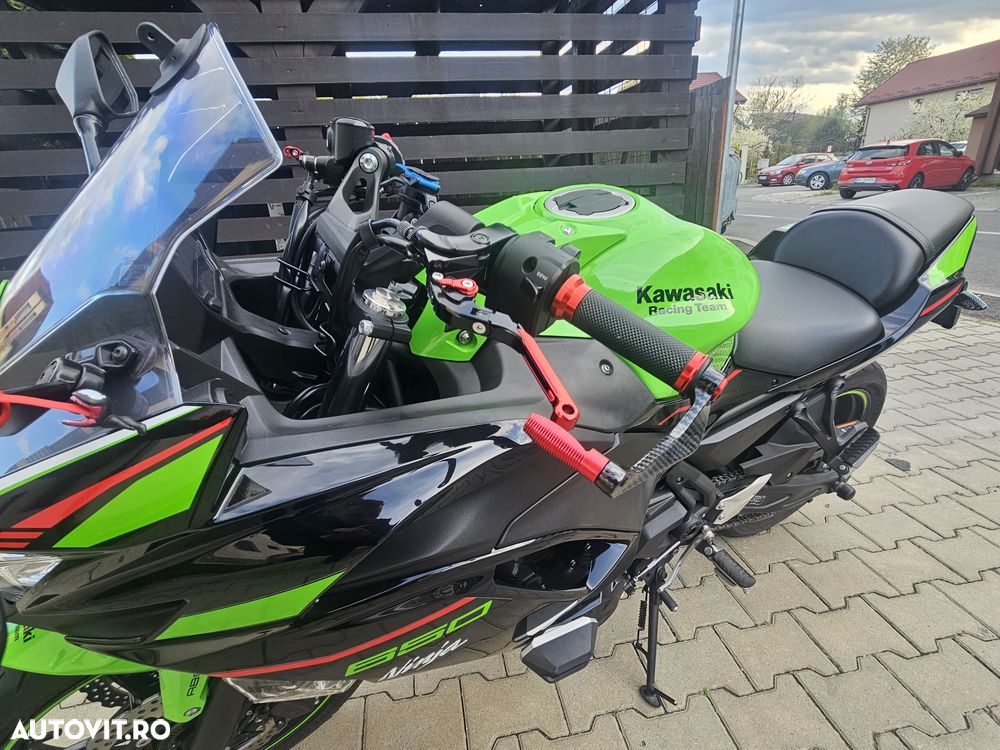 Kawasaki Ninja 650 KRT - 8