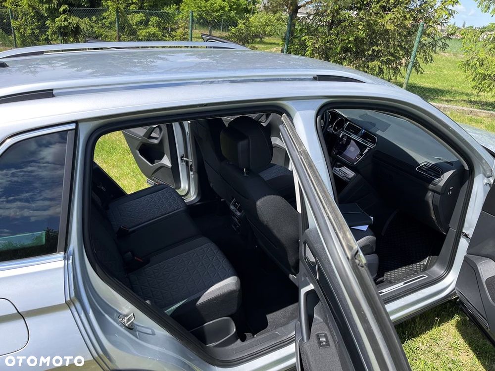 Volkswagen Tiguan - 12