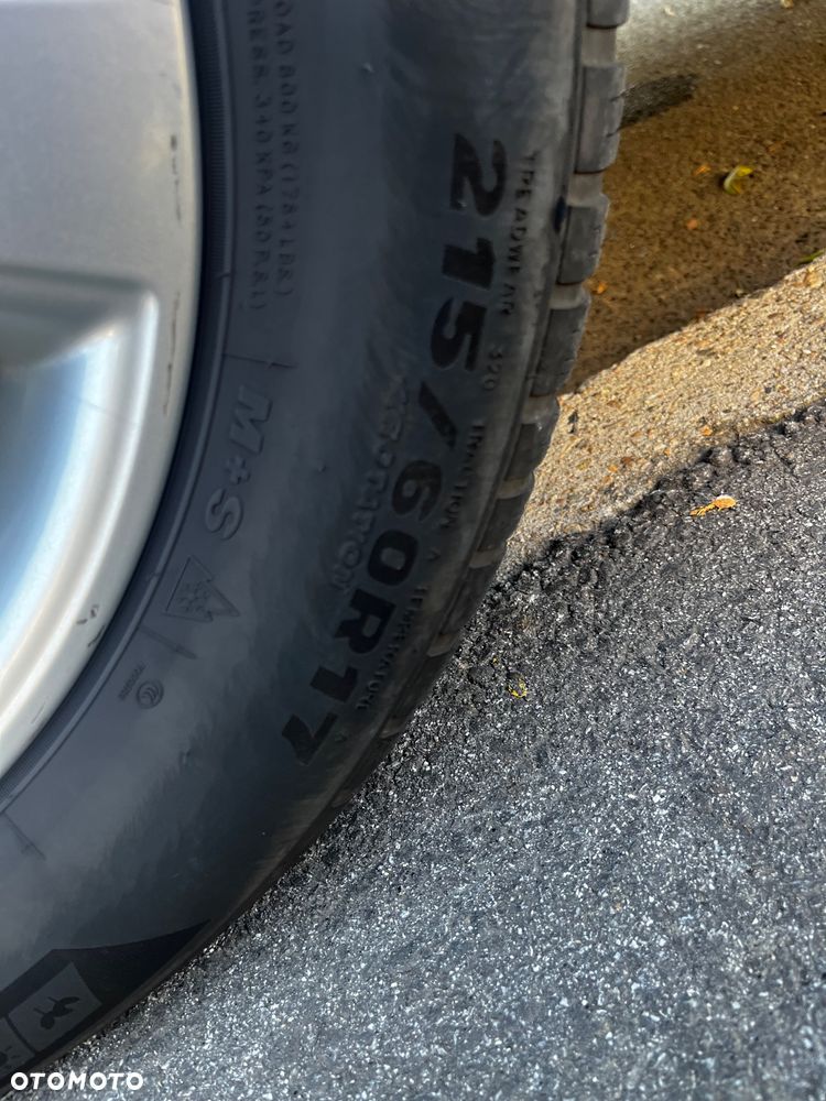 Nissan Qashqai 2.0 dCi 4 x 4 DPF tekna - 18