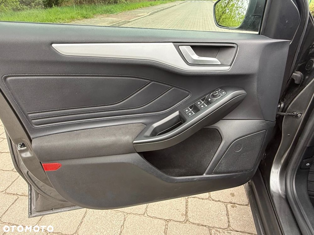 Ford Focus 2.0 EcoBlue Active - 14
